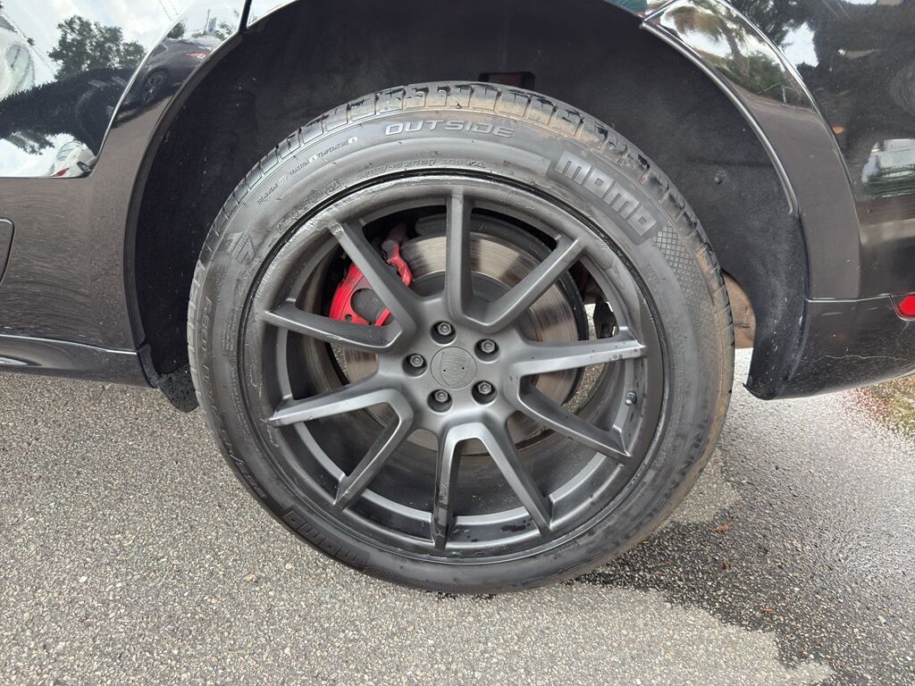 2015 Porsche Macan Turbo - Photo 25