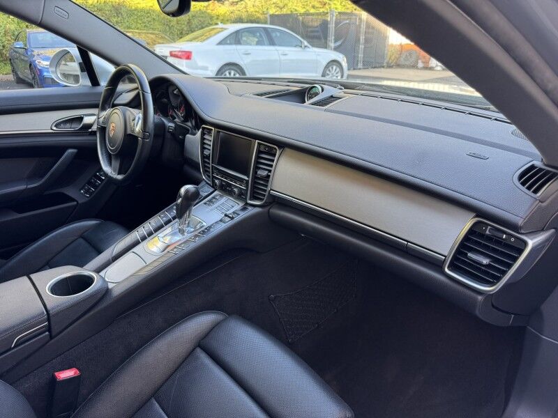 2015 Porsche Panamera 4 Willow Grove PA