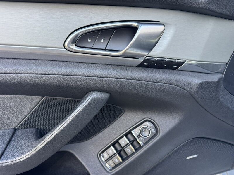 2015 Porsche Panamera 4 Willow Grove PA