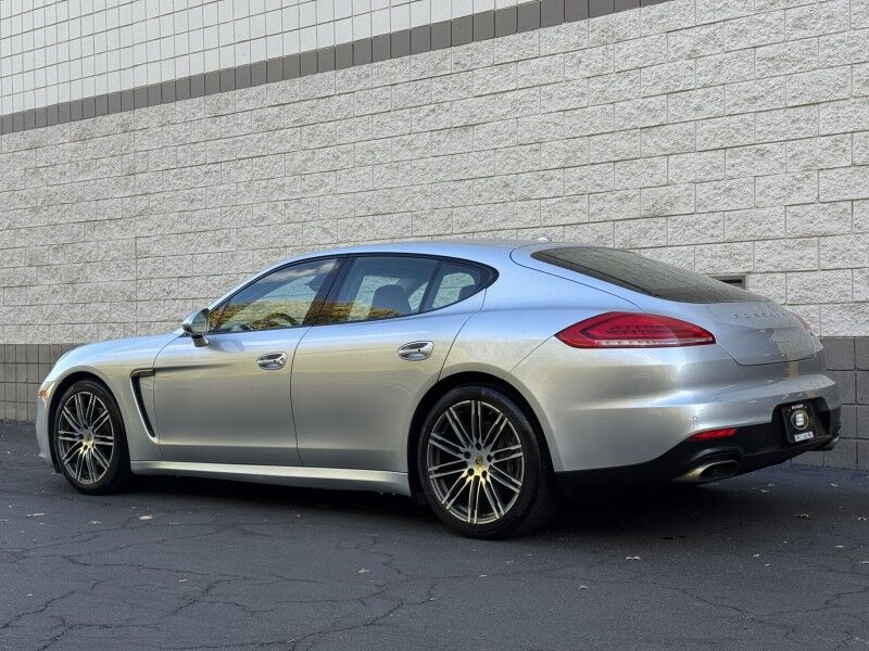 2015 Porsche Panamera 4