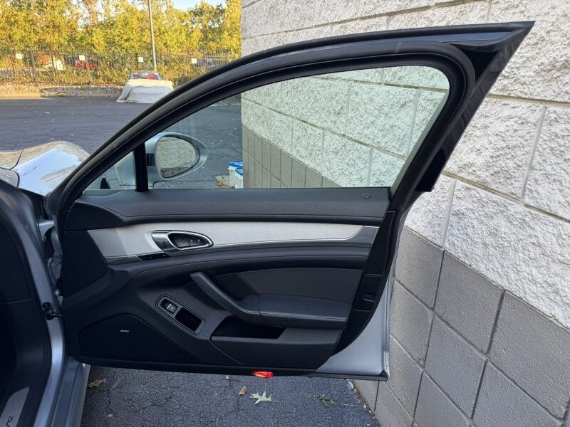 2015 Porsche Panamera 4 Willow Grove PA