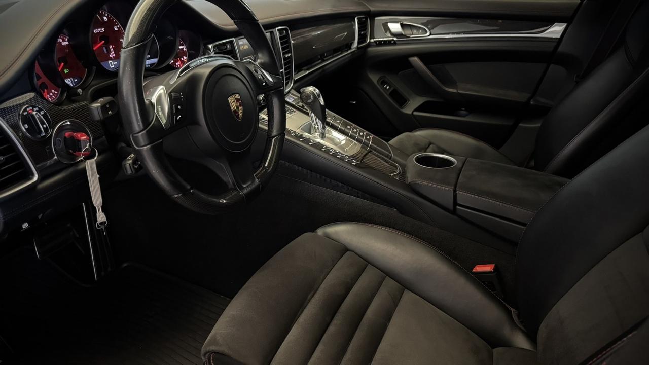 2015 Porsche Panamera GTS