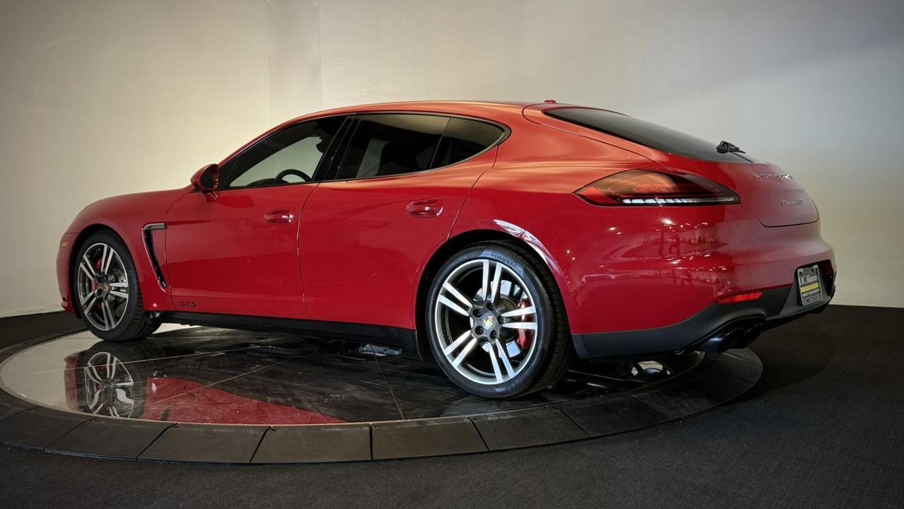2015 Porsche Panamera GTS