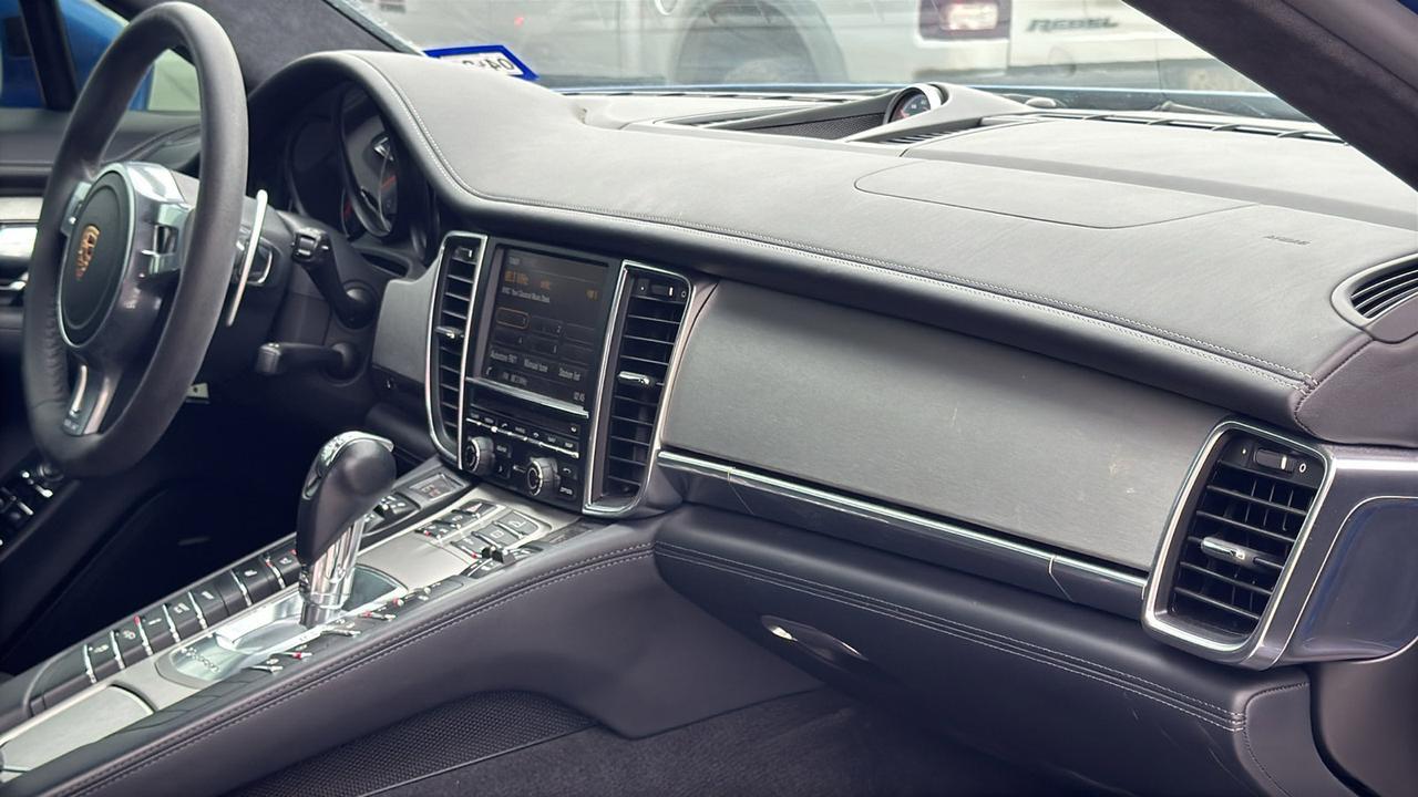 2015 Porsche Panamera GTS  Selma TX