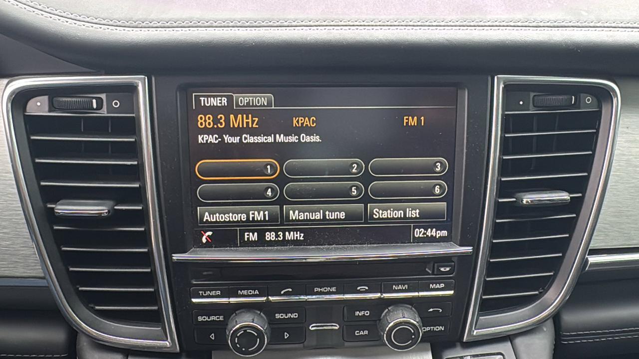 2015 Porsche Panamera GTS  Selma TX