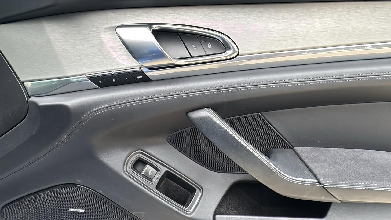 2015 Porsche Panamera GTS  Selma TX