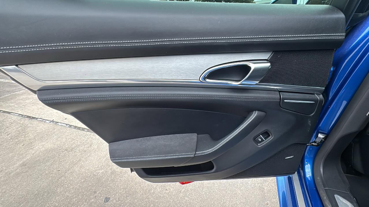 2015 Porsche Panamera GTS  Selma TX