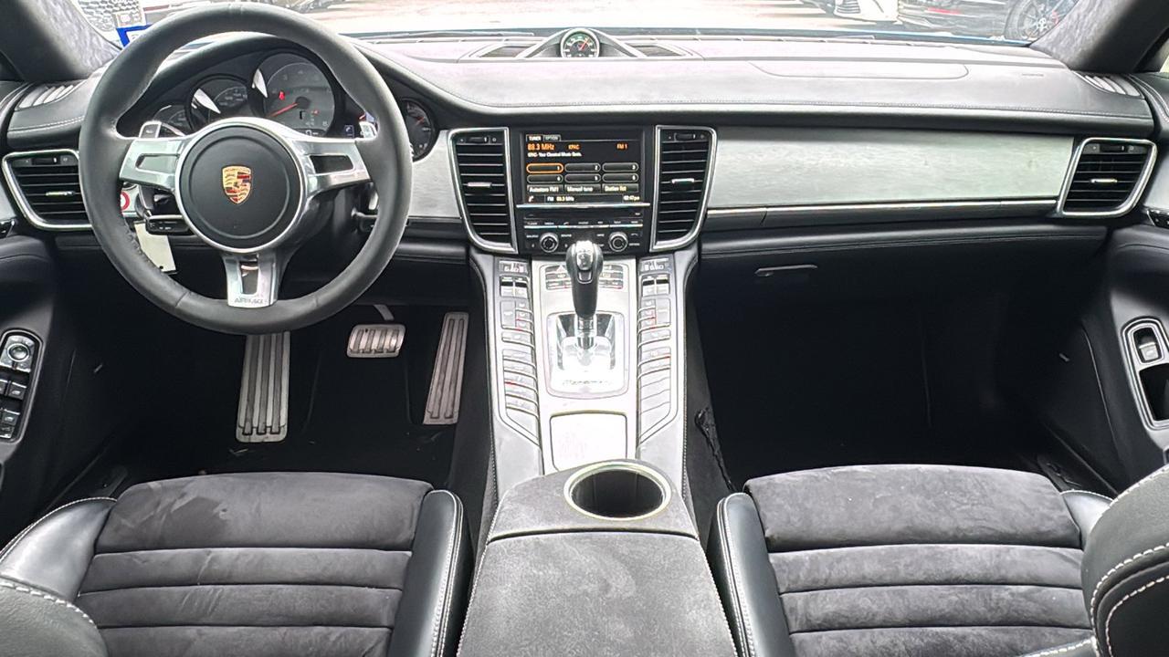 2015 Porsche Panamera GTS  Selma TX