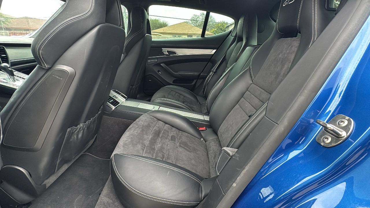 2015 Porsche Panamera GTS  Selma TX