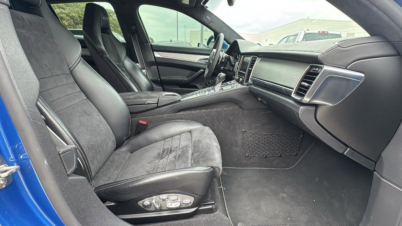 2015 Porsche Panamera GTS  Selma TX