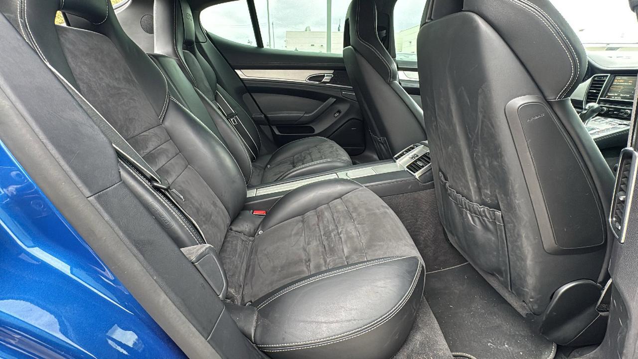 2015 Porsche Panamera GTS  Selma TX