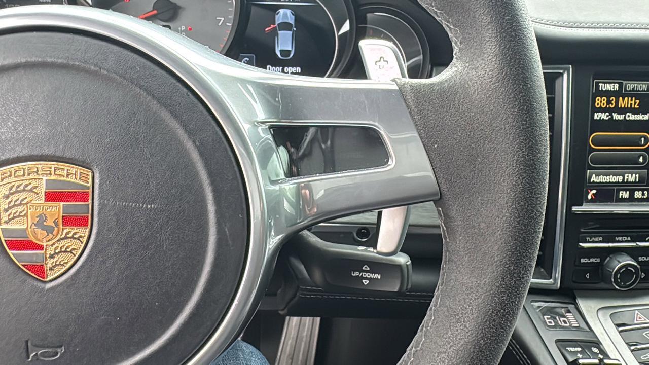 2015 Porsche Panamera GTS  Selma TX