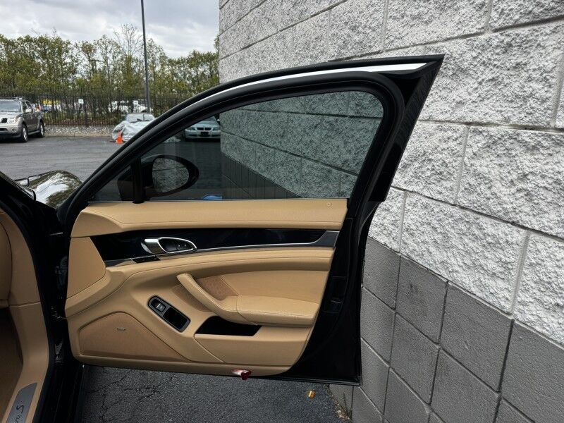 2015 Porsche Panamera S Willow Grove PA