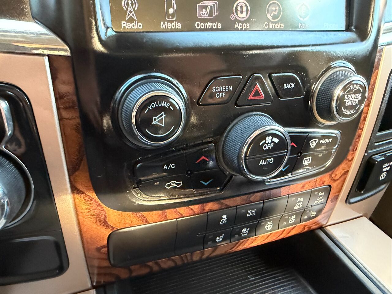 2015 RAM 1500 2WD Crew Cab 140.5" Laramie Longhorn Jacksonville FL