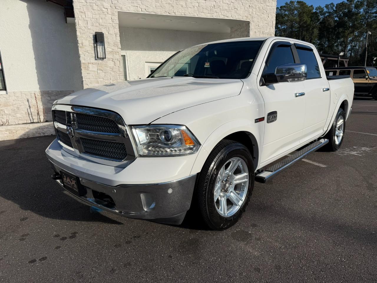 2015 RAM 1500 2WD Crew Cab 140.5" Laramie Longhorn