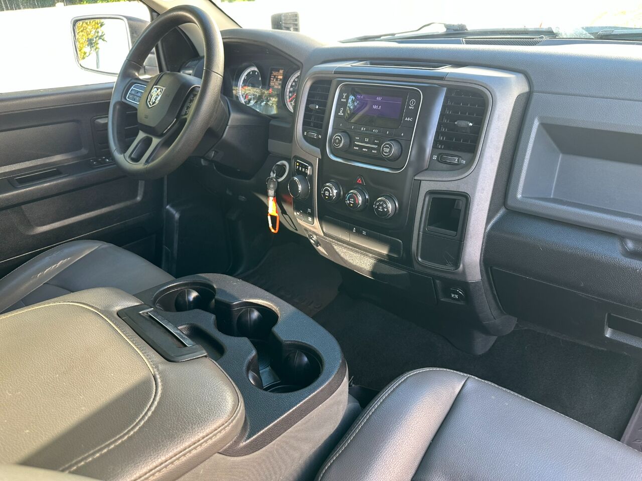 2015 RAM 1500 4WD Crew Cab 140.5&quot; Express Jacksonville FL