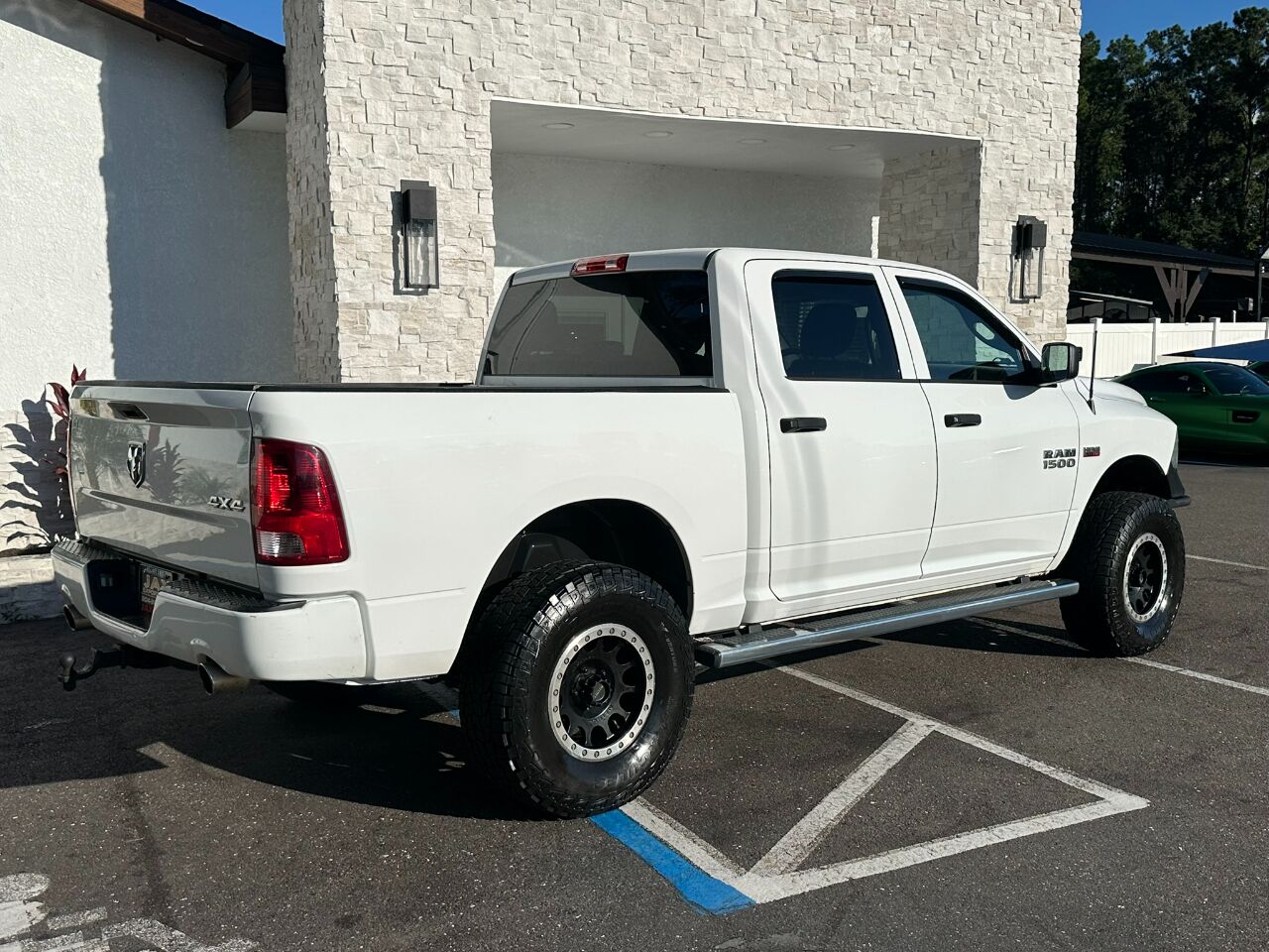 2015 RAM 1500 4WD Crew Cab 140.5&quot; Express Jacksonville FL