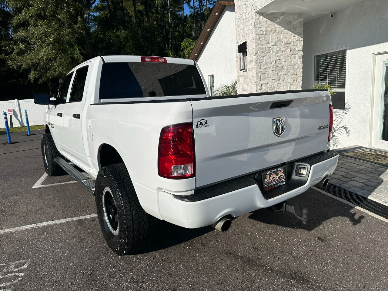 2015 RAM 1500 4WD Crew Cab 140.5&quot; Express Jacksonville FL
