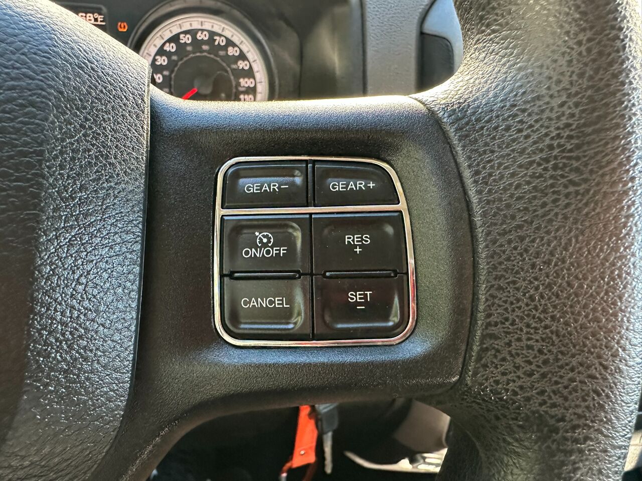 2015 RAM 1500 4WD Crew Cab 140.5&quot; Express Jacksonville FL