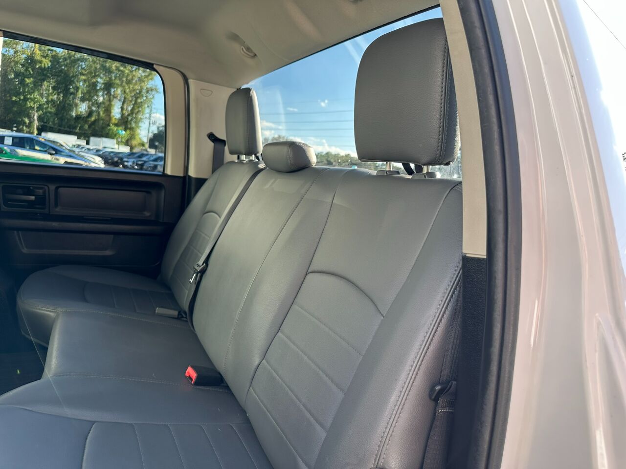 2015 RAM 1500 4WD Crew Cab 140.5&quot; Express Jacksonville FL