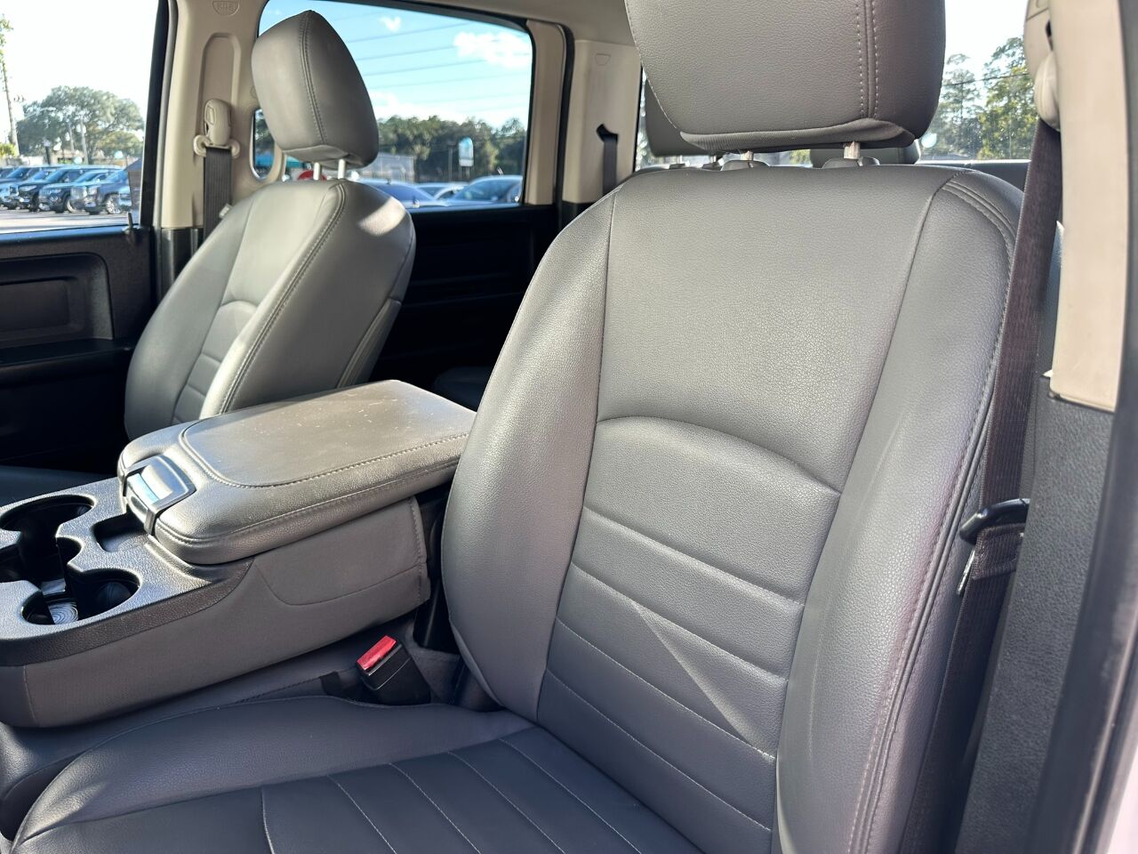2015 RAM 1500 4WD Crew Cab 140.5&quot; Express Jacksonville FL