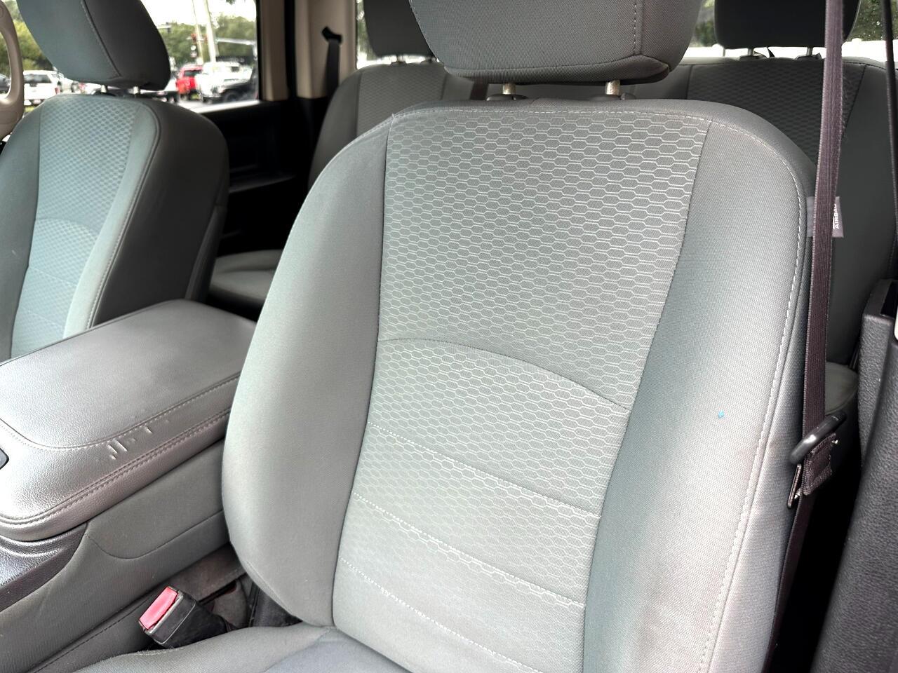 2015 RAM 1500 4WD Crew Cab 140.5&quot; Express Jacksonville FL