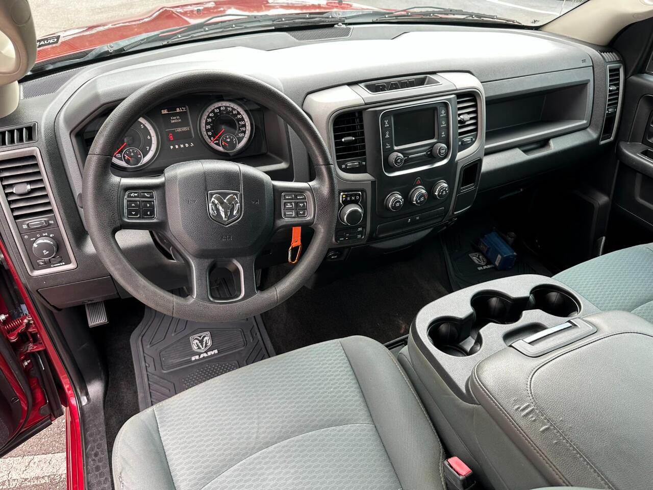 2015 RAM 1500 4WD Crew Cab 140.5&quot; Express Jacksonville FL