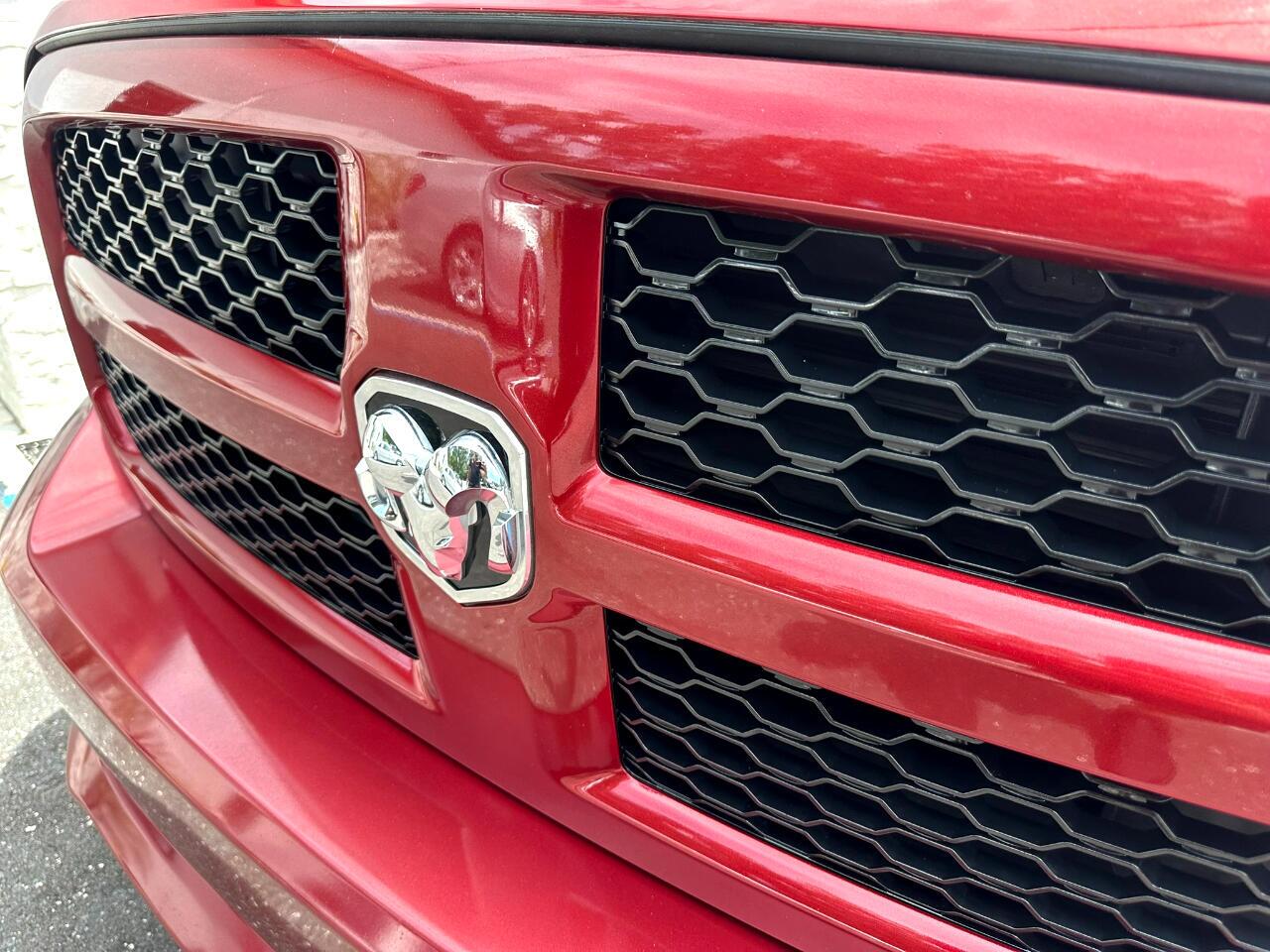 2015 RAM 1500 4WD Crew Cab 140.5&quot; Express Jacksonville FL