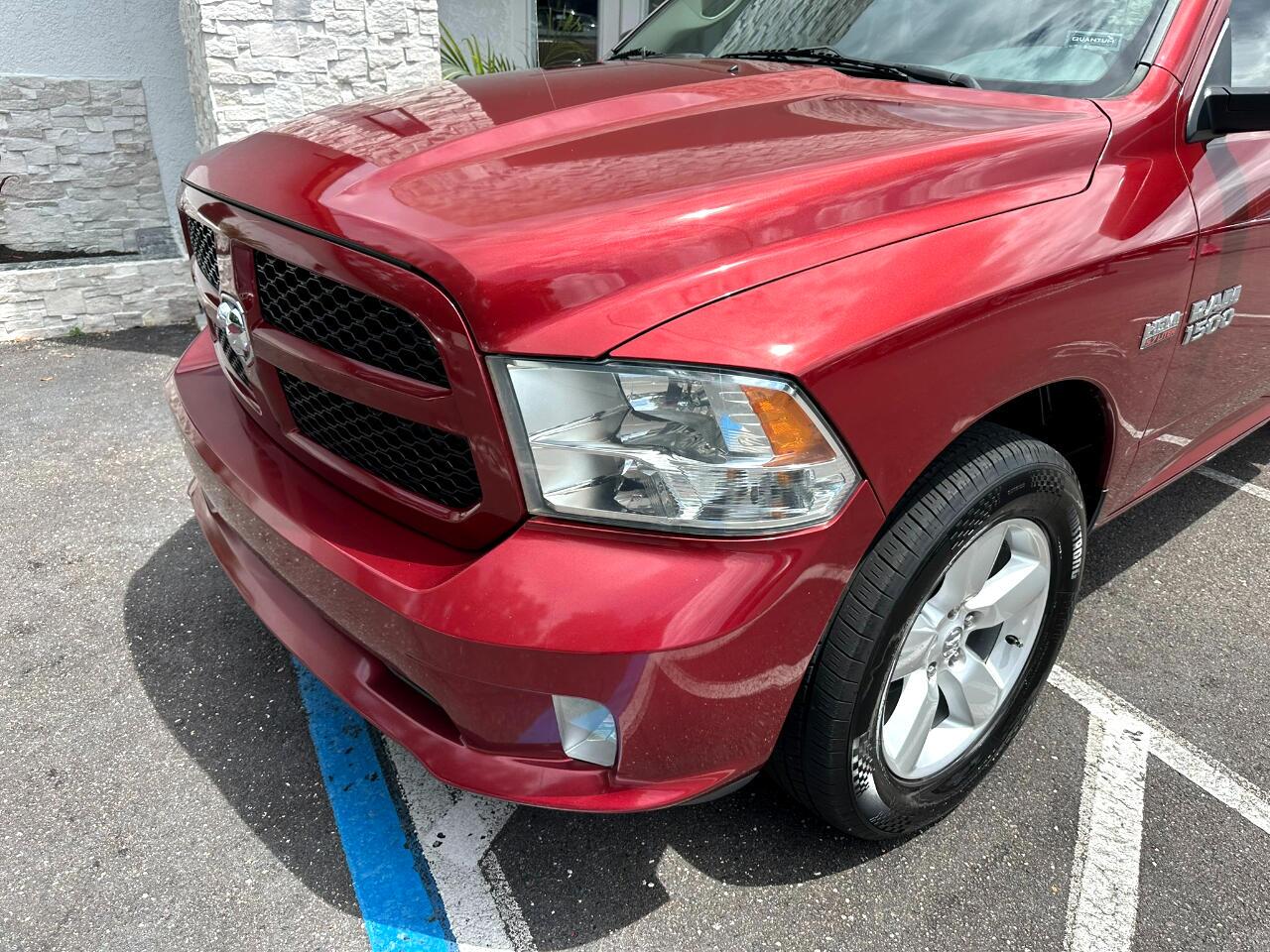 2015 RAM 1500 4WD Crew Cab 140.5&quot; Express Jacksonville FL