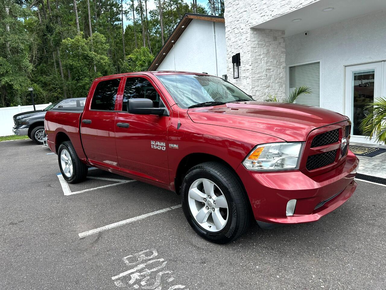 2015 RAM 1500 4WD Crew Cab 140.5&quot; Express Jacksonville FL
