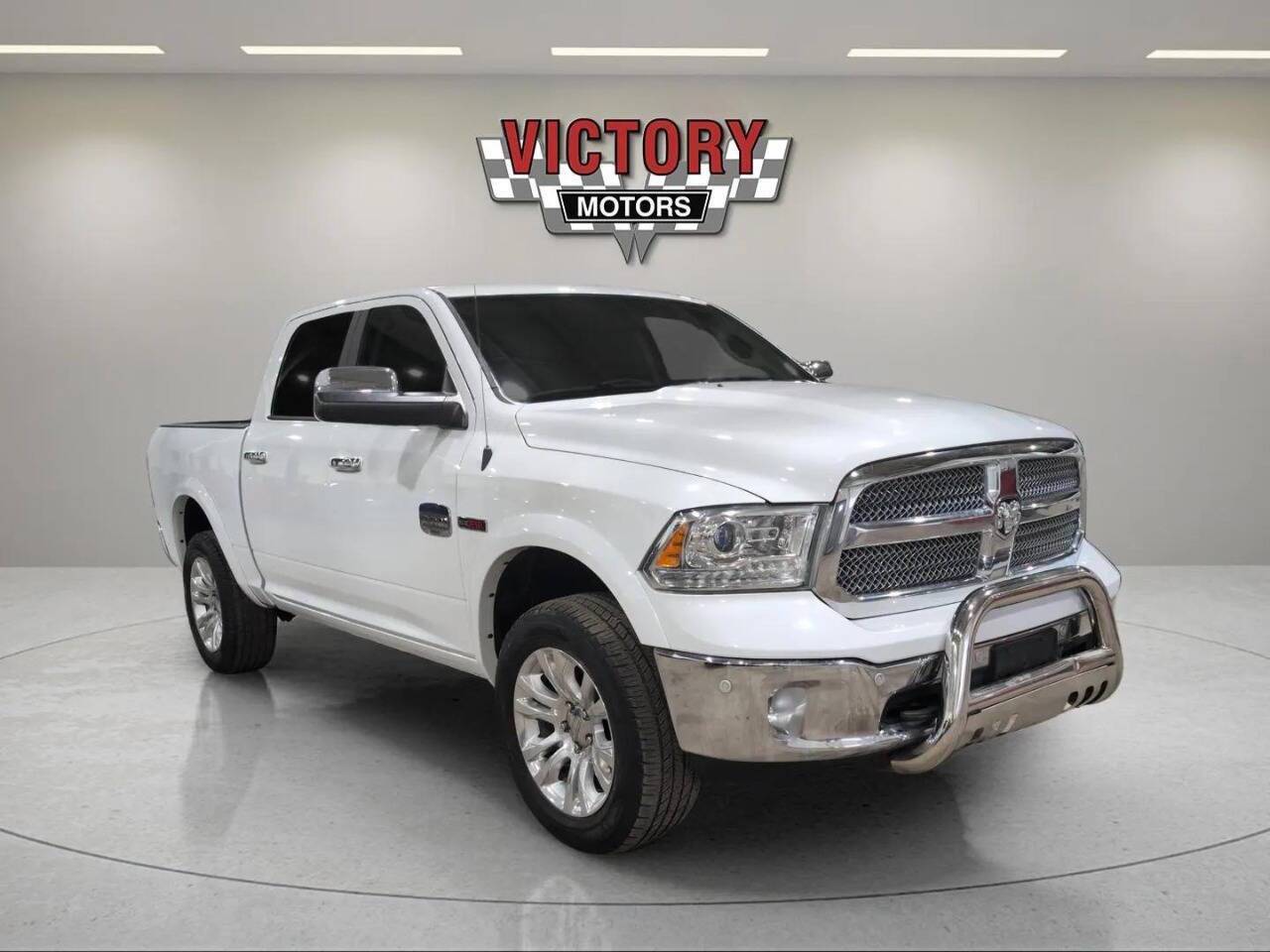 2015 RAM 1500 Laramie Longhorn 4x4 4dr Crew Cab 5.5 ft. SB Pickup Chesterfield MI