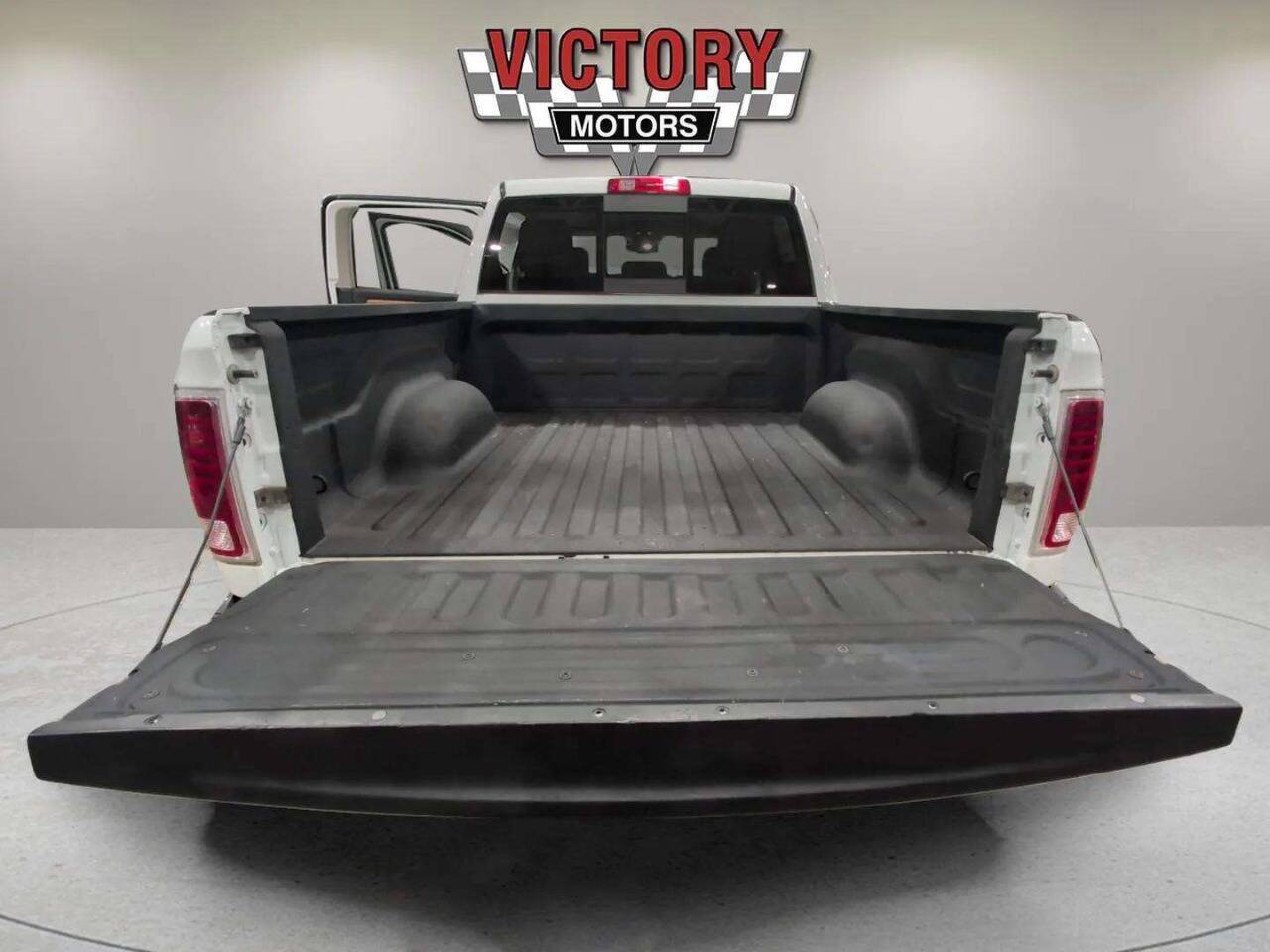 2015 RAM 1500 Laramie Longhorn 4x4 4dr Crew Cab 5.5 ft. SB Pickup Chesterfield MI