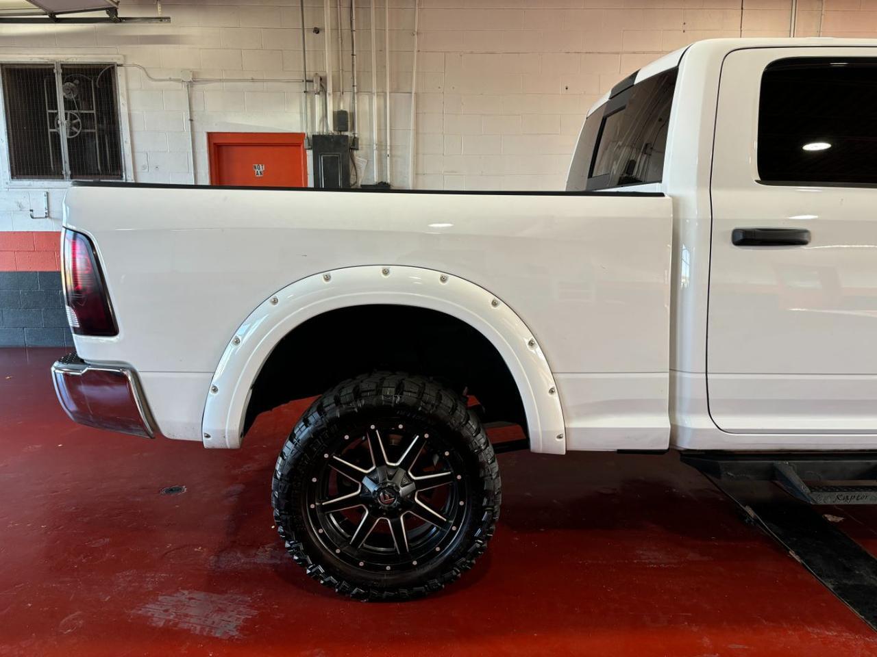 2015 RAM 1500 SLT Crew Cab LWB 4WD Franklin OH