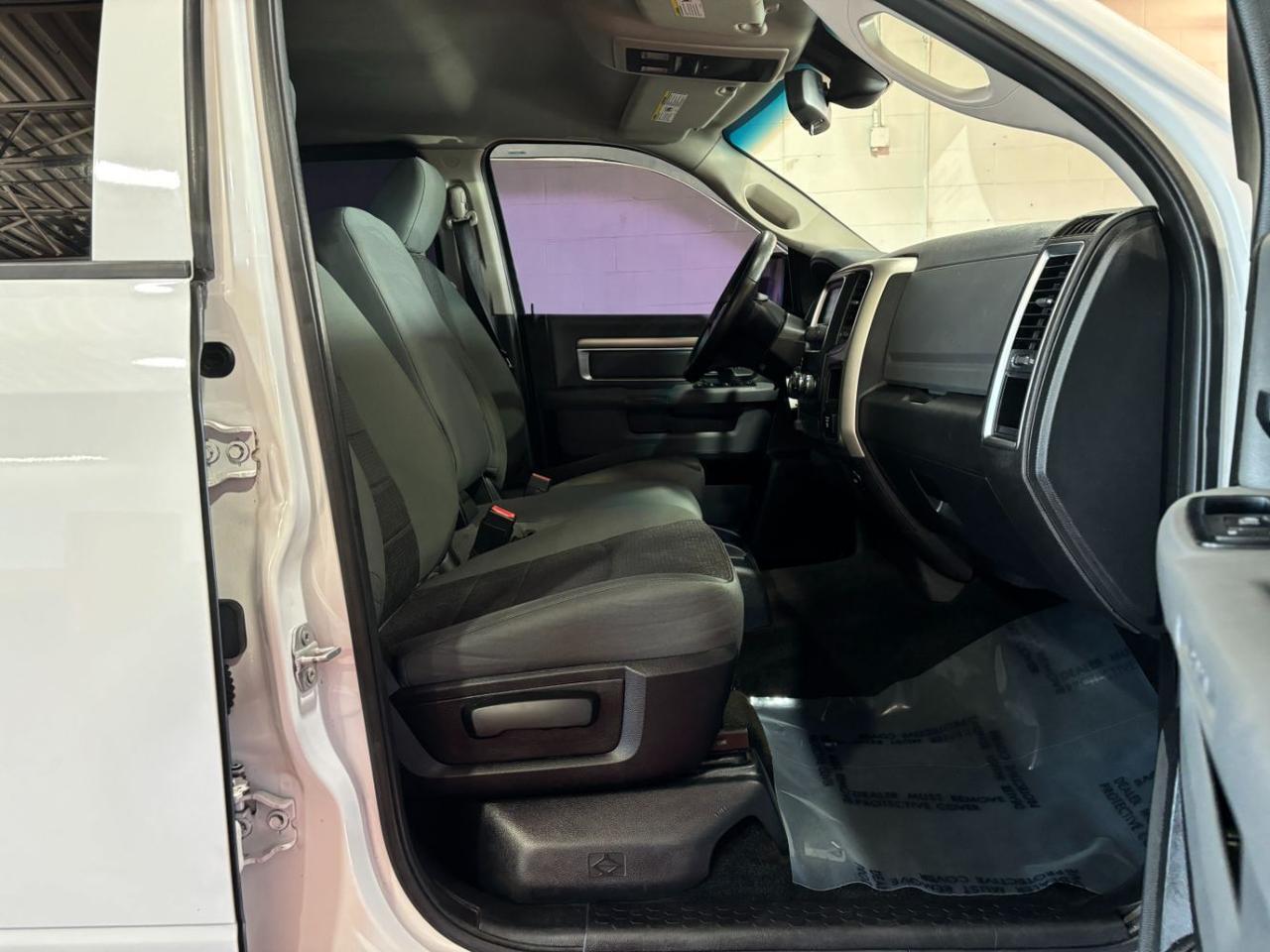 2015 RAM 1500 SLT Crew Cab LWB 4WD Franklin OH