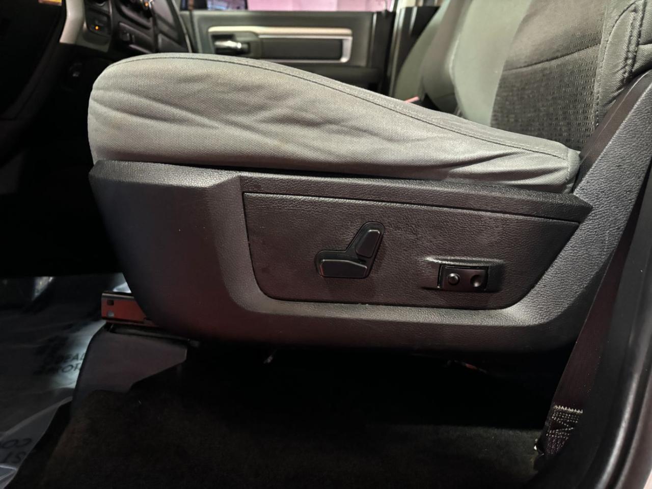 2015 RAM 1500 SLT Crew Cab LWB 4WD Franklin OH