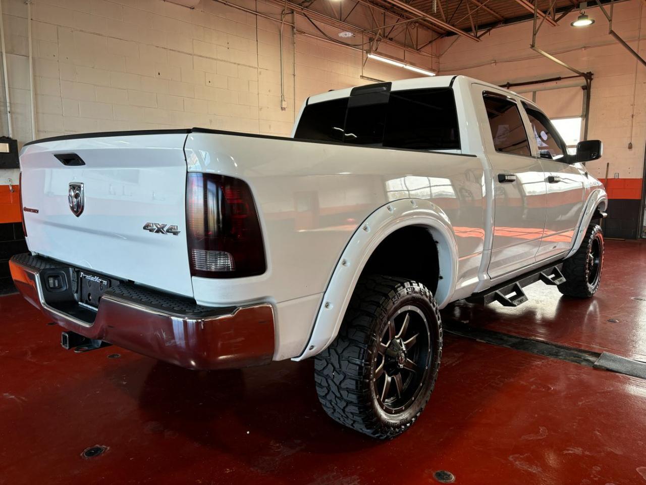 2015 RAM 1500 SLT Crew Cab LWB 4WD Franklin OH