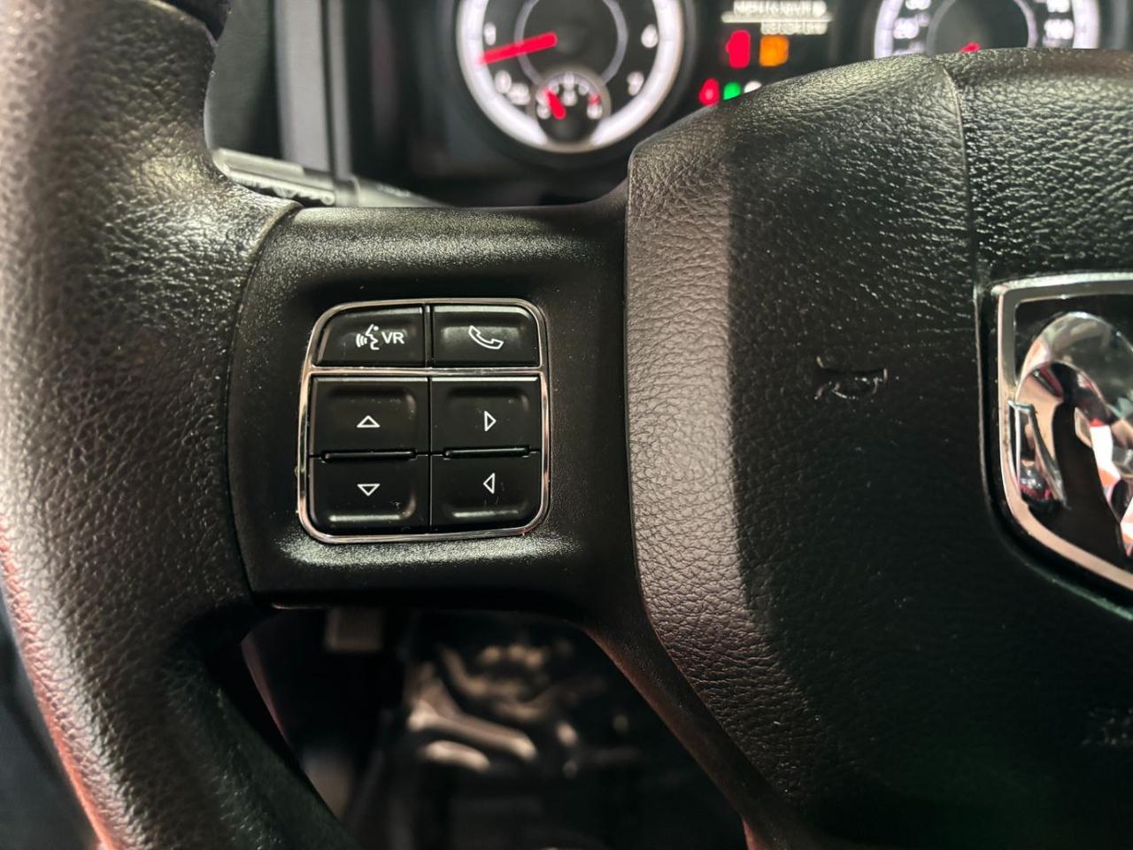 2015 RAM 1500 SLT Crew Cab LWB 4WD Franklin OH