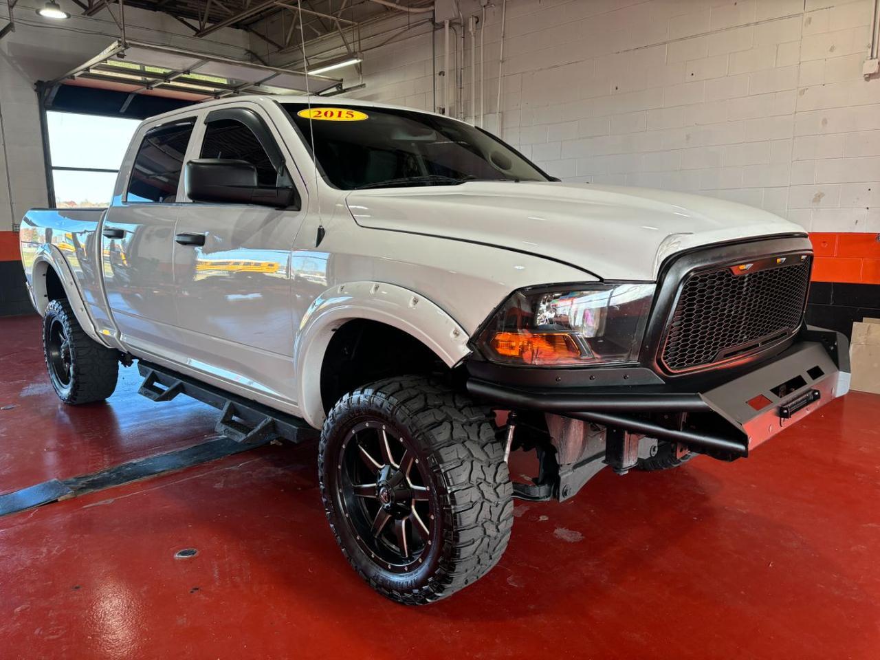 2015 RAM 1500 SLT Crew Cab LWB 4WD Franklin OH