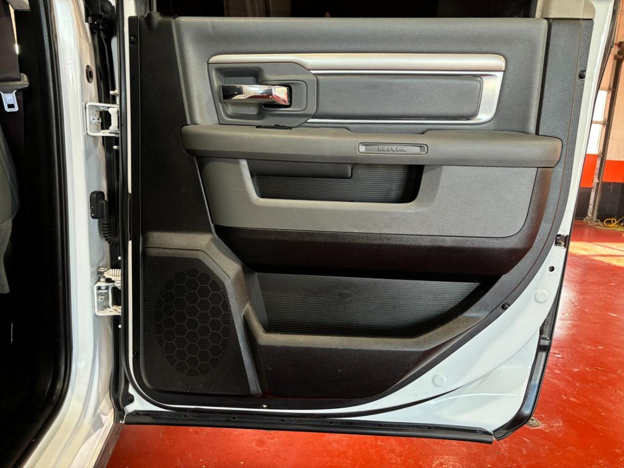 2015 RAM 1500 SLT Crew Cab LWB 4WD Franklin OH