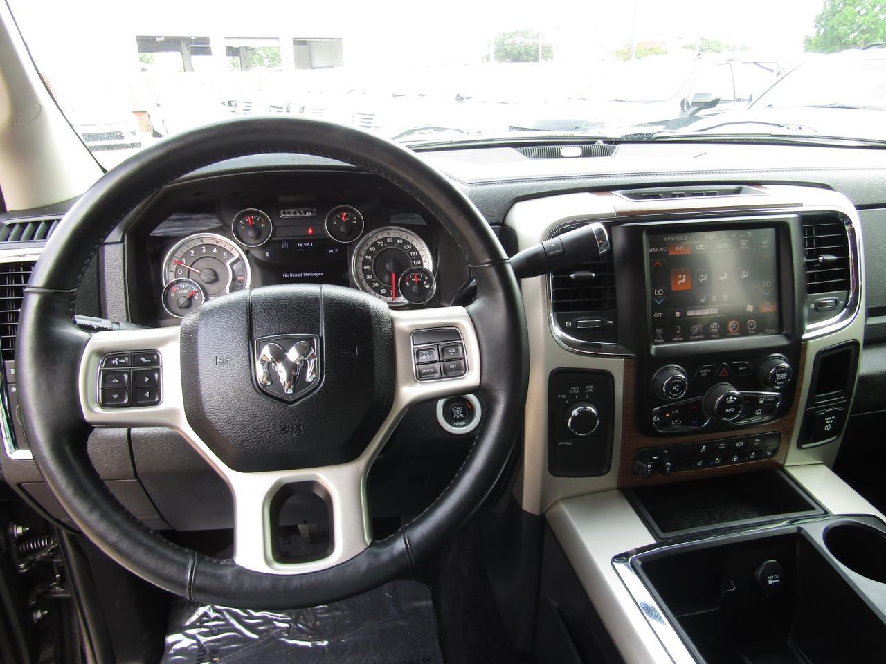 2015 RAM 2500 4WD Crew Cab 149 Laramie Grand Prairie TX