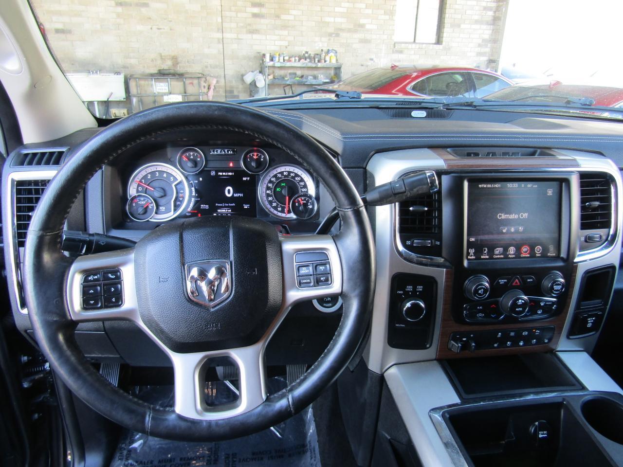 2015 RAM 2500 4WD Crew Cab 149 Laramie Grand Prairie TX