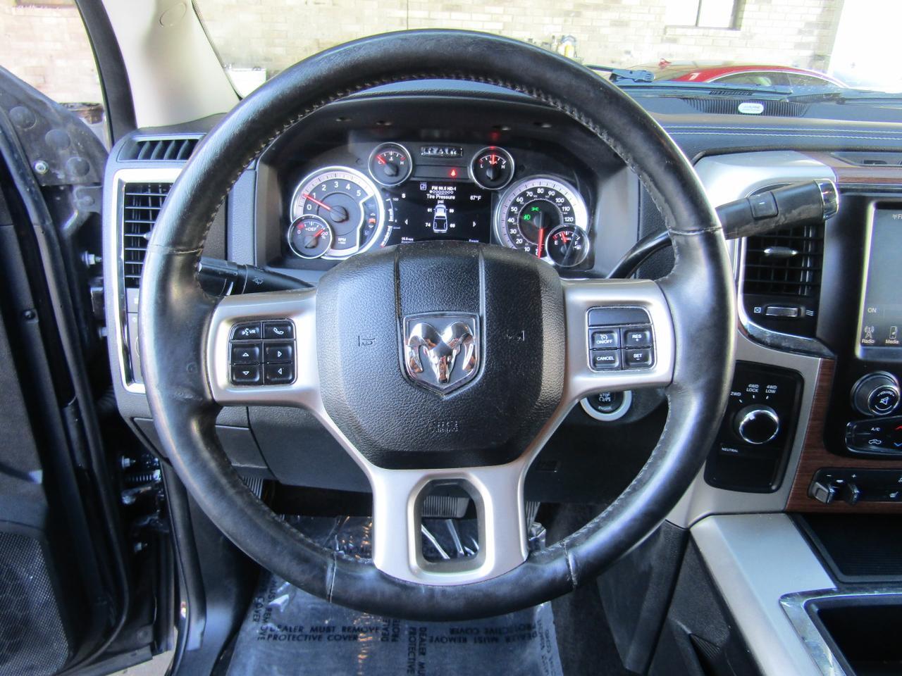 2015 RAM 2500 4WD Crew Cab 149 Laramie Grand Prairie TX