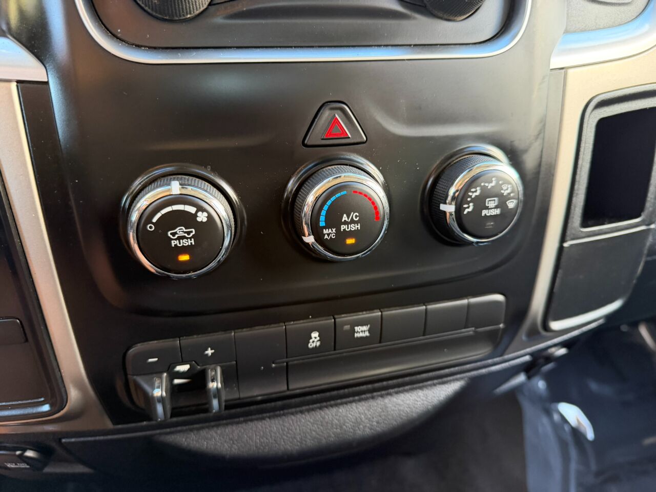 2015 RAM 2500 4WD Crew Cab 149" SLT Jacksonville FL