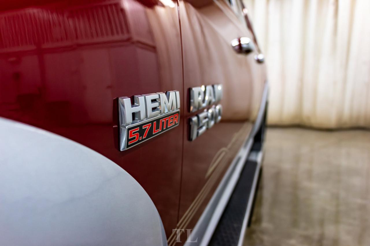 2015 Ram 1500 4x4 Crew Cab Laramie HEMI Leather Roof Nav Red Deer AB