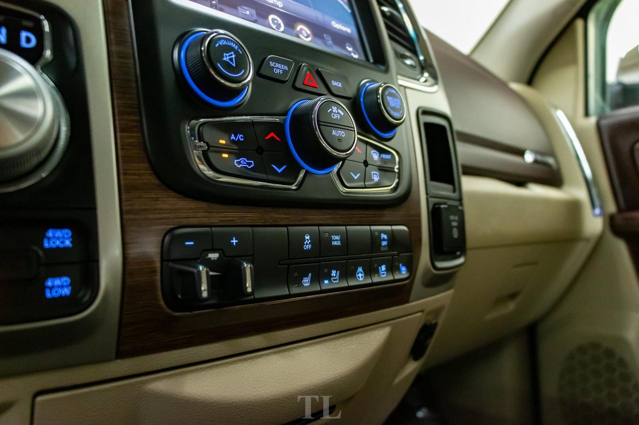 2015 Ram 1500 4x4 Crew Cab Laramie HEMI Leather Roof Nav Red Deer AB