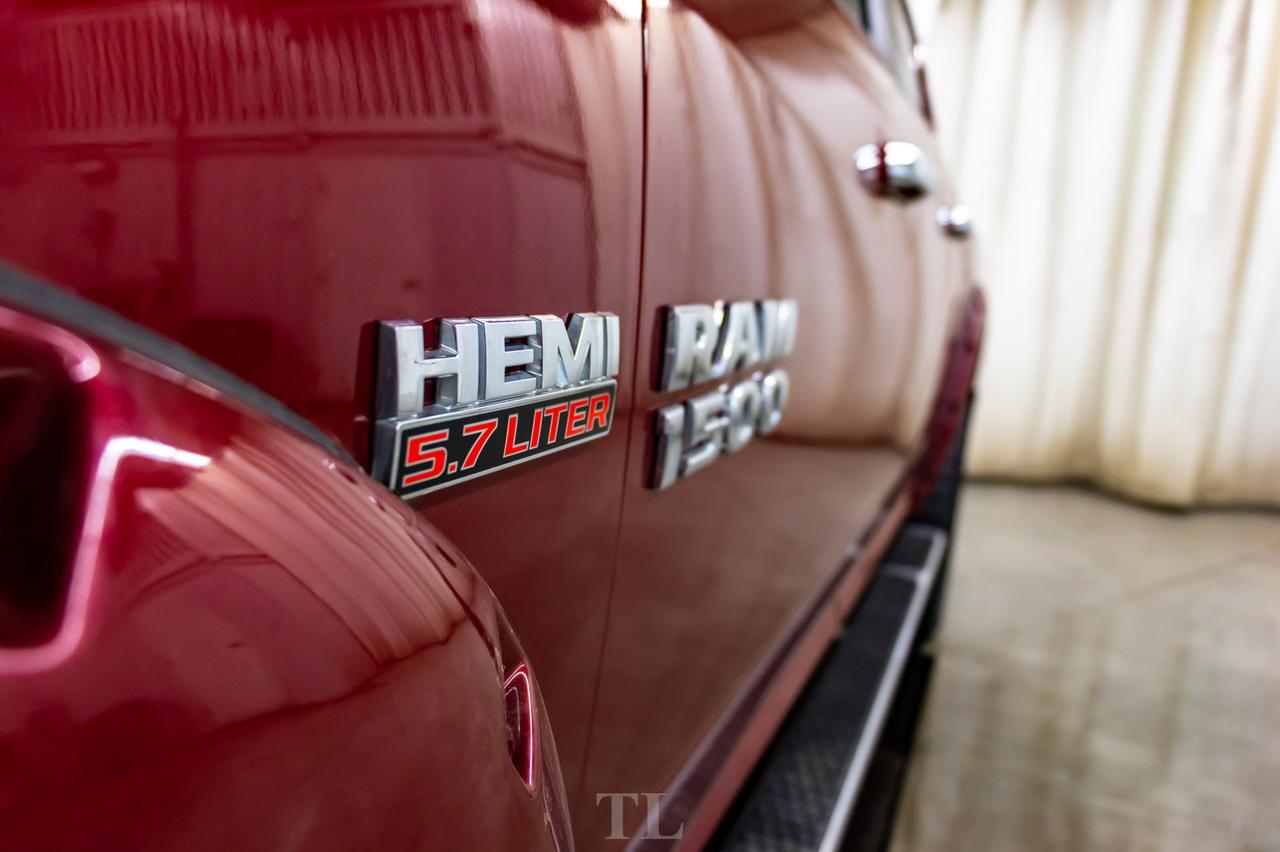 2015 Ram 1500 4x4 Crew Cab Laramie Leather Roof Nav Lift Red Deer AB