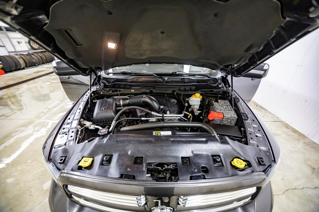 2015 Ram 1500 4x4 Crew Cab Sport Leather Nav BCam Red Deer AB