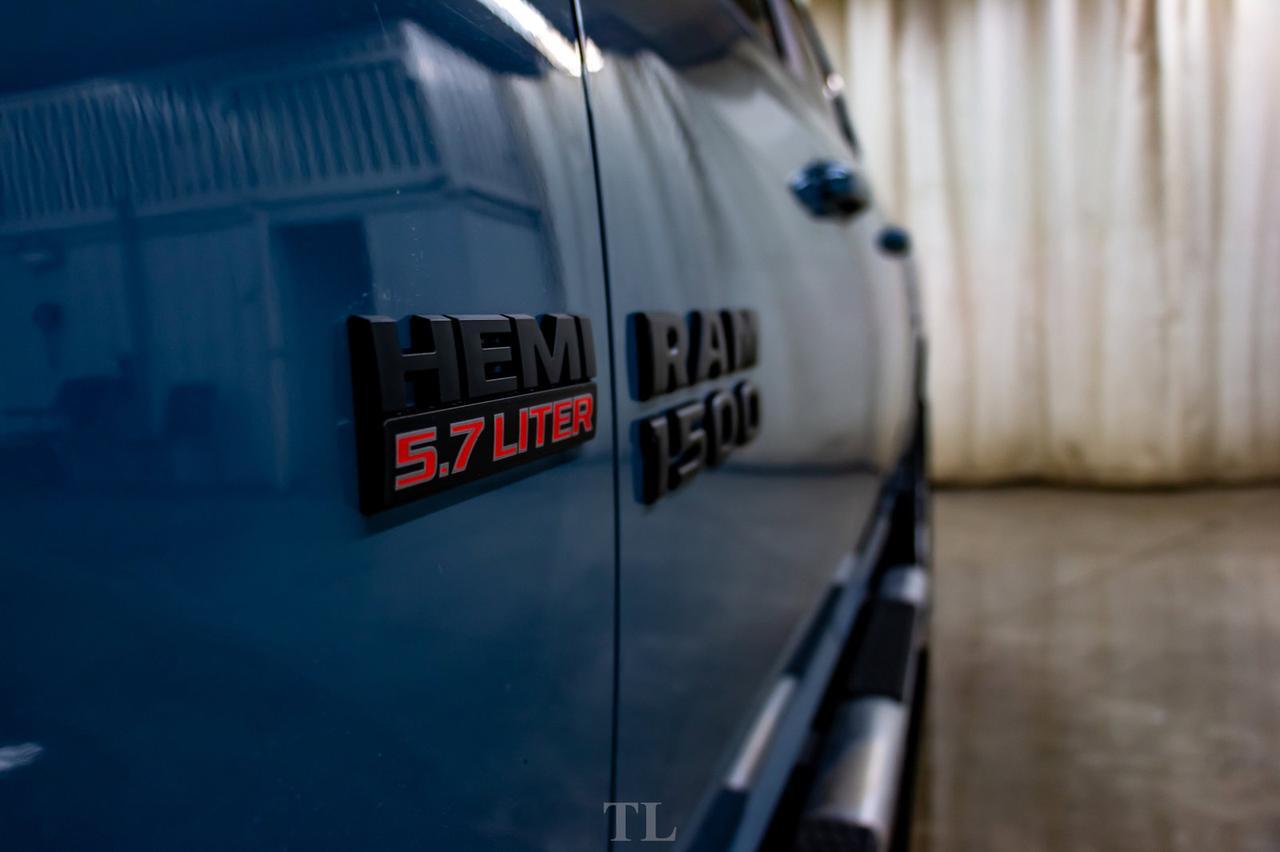 2015 Ram 1500 4x4 Crew Cab Sport Leather Roof Nav BCam Red Deer AB