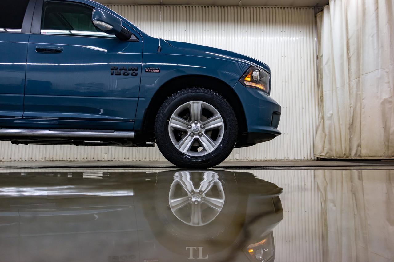 2015 Ram 1500 4x4 Crew Cab Sport Leather Roof Nav BCam Red Deer AB