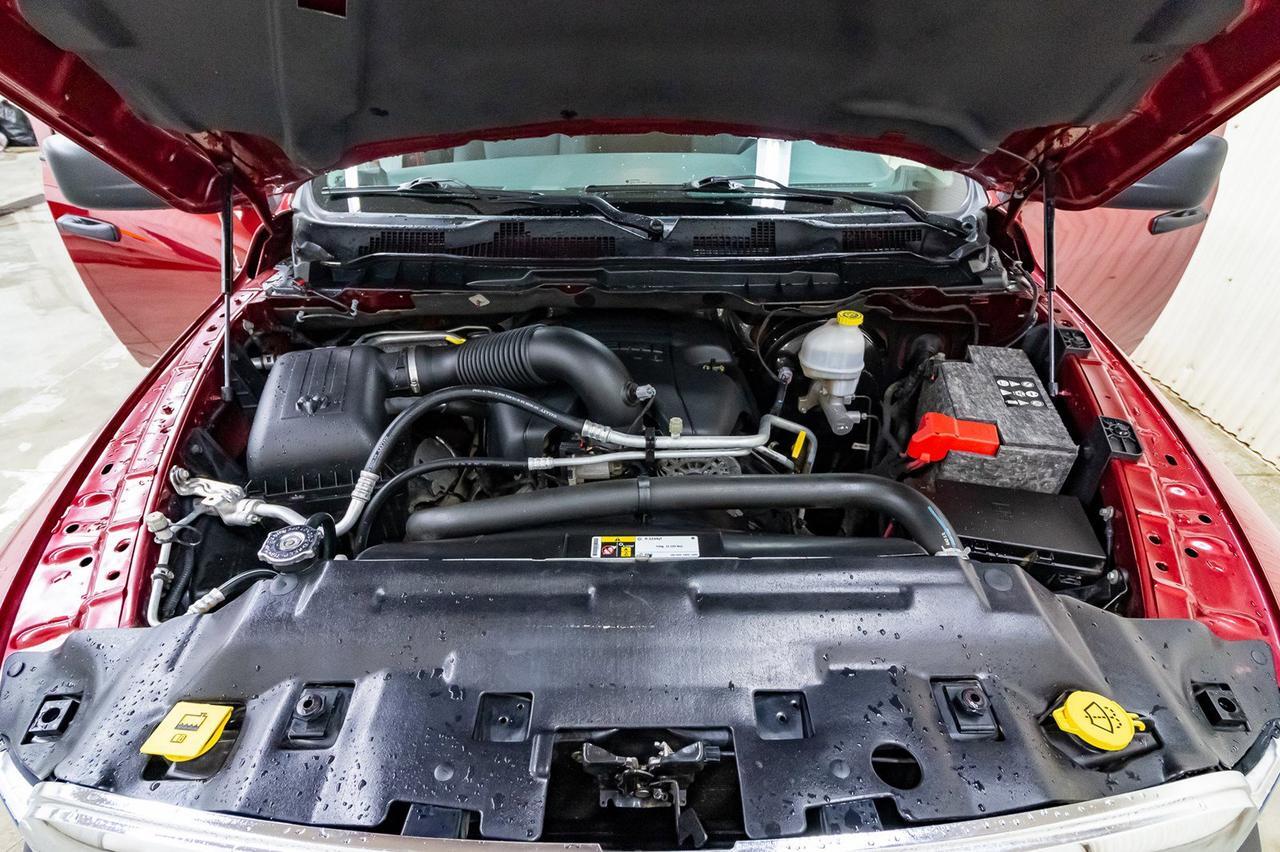 2015 Ram 1500 4x4 Quad Cab SXT Red Deer AB